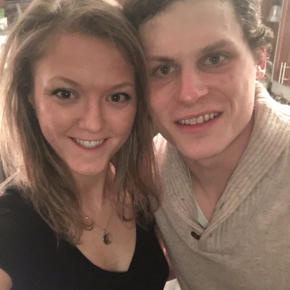 Meet your Posher, Taryn - Picture 1 of 1